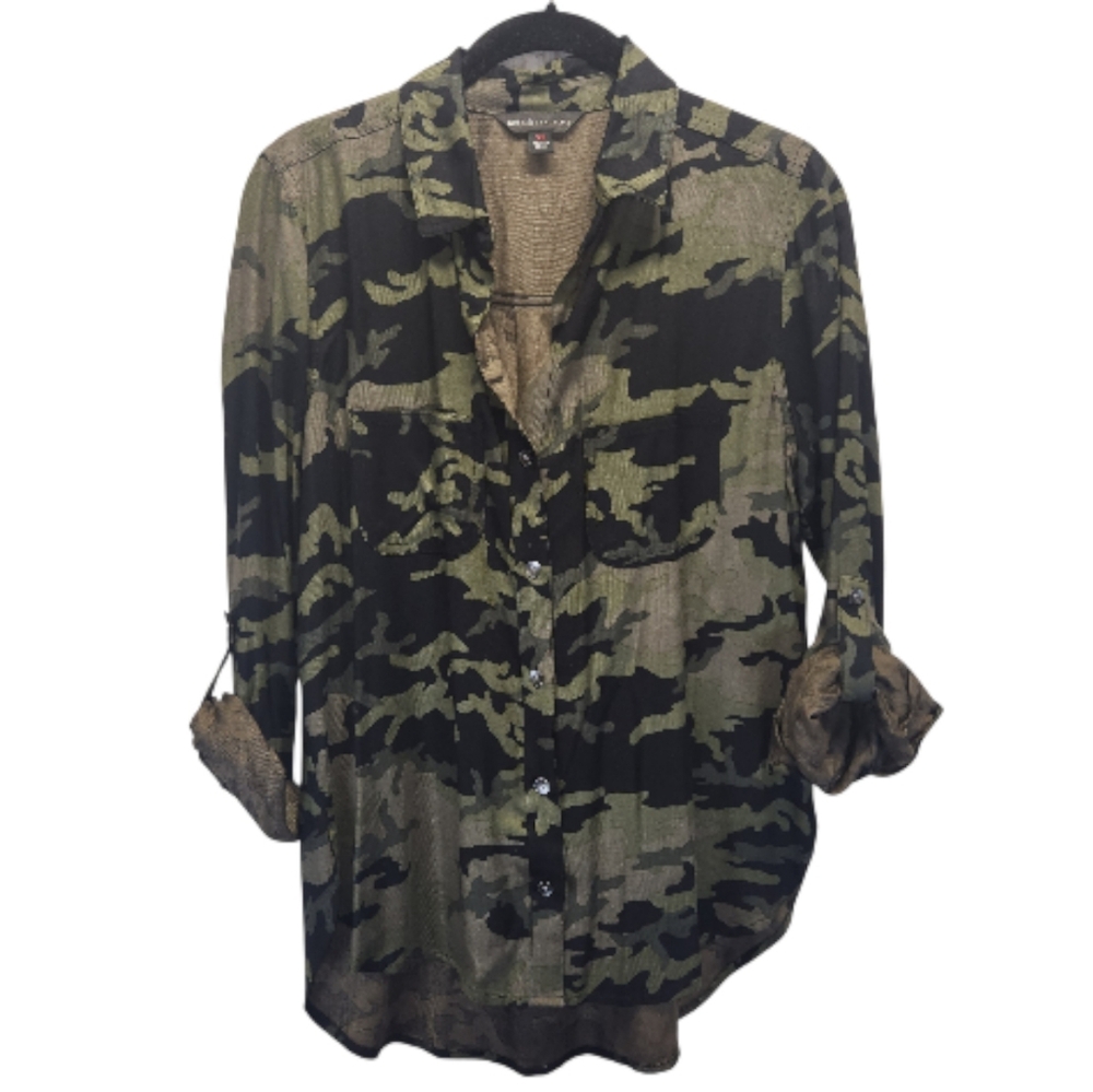 Rock & Republic Soft Rayon Camouflage Roll Tab Shirt w/metal buttons XSMALL